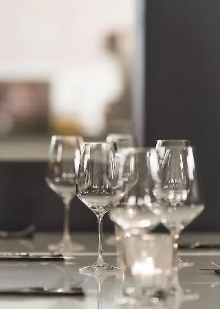 Experimental Otel Verbier