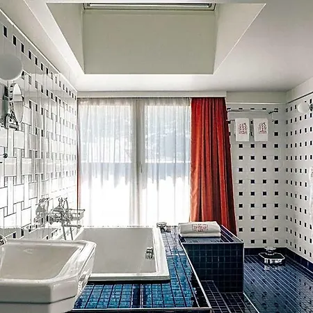 Hotel Experimental 4*