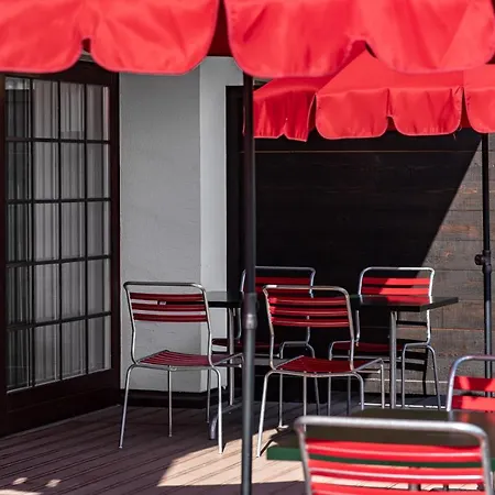 ホテル Experimental ヴェルビエール