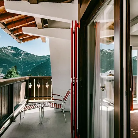 ホテル Experimental