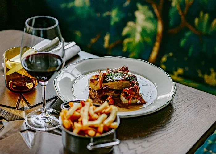 Experimental Hotell 4*